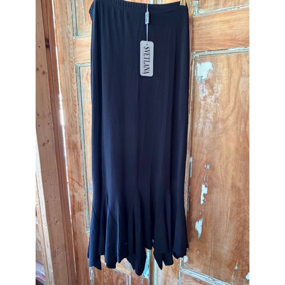 Black Maxi Skirt Flared Hem NWT SZ 12